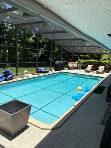 $1,799,900 | 8265 Southwest 176th Terrace, Palmetto Bay, FL 33157