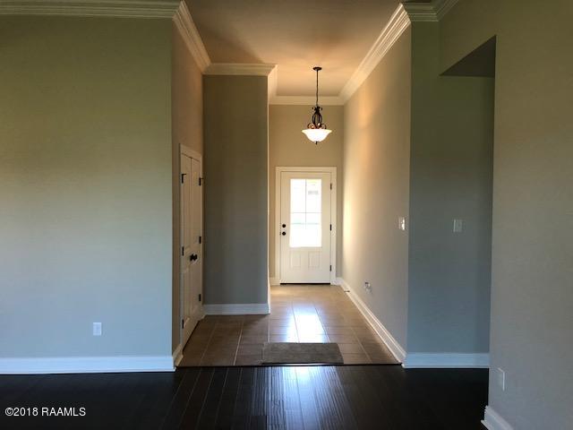 402 Claystone Road Youngsville, LA 70592 - Photo 2 of 19 IMG_2389