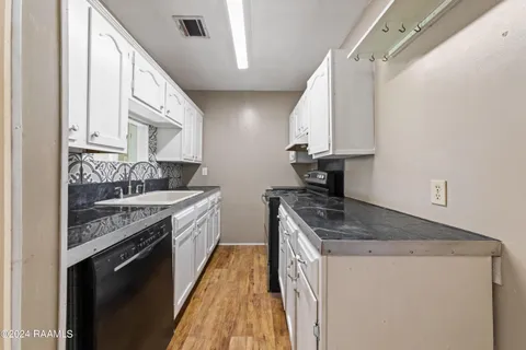 $219,000 | 635 Verot School Road, Lafayette, LA 70508