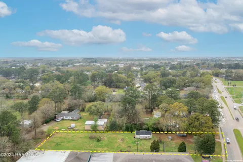 $219,000 | 635 Verot School Road, Lafayette, LA 70508