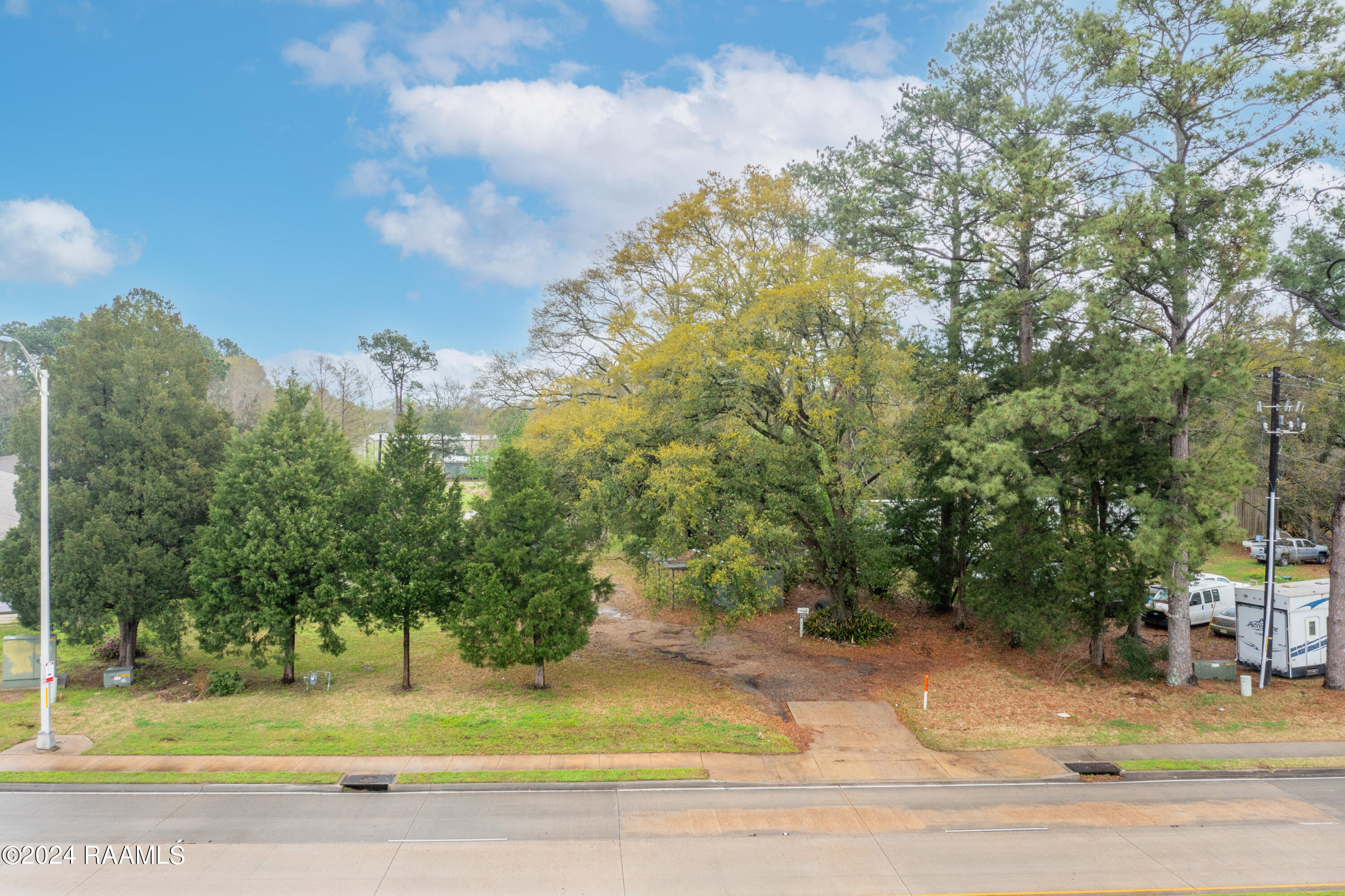 635 Verot School Road Lafayette, LA 70508 - Photo 8 of 28 635VerotSchool-8