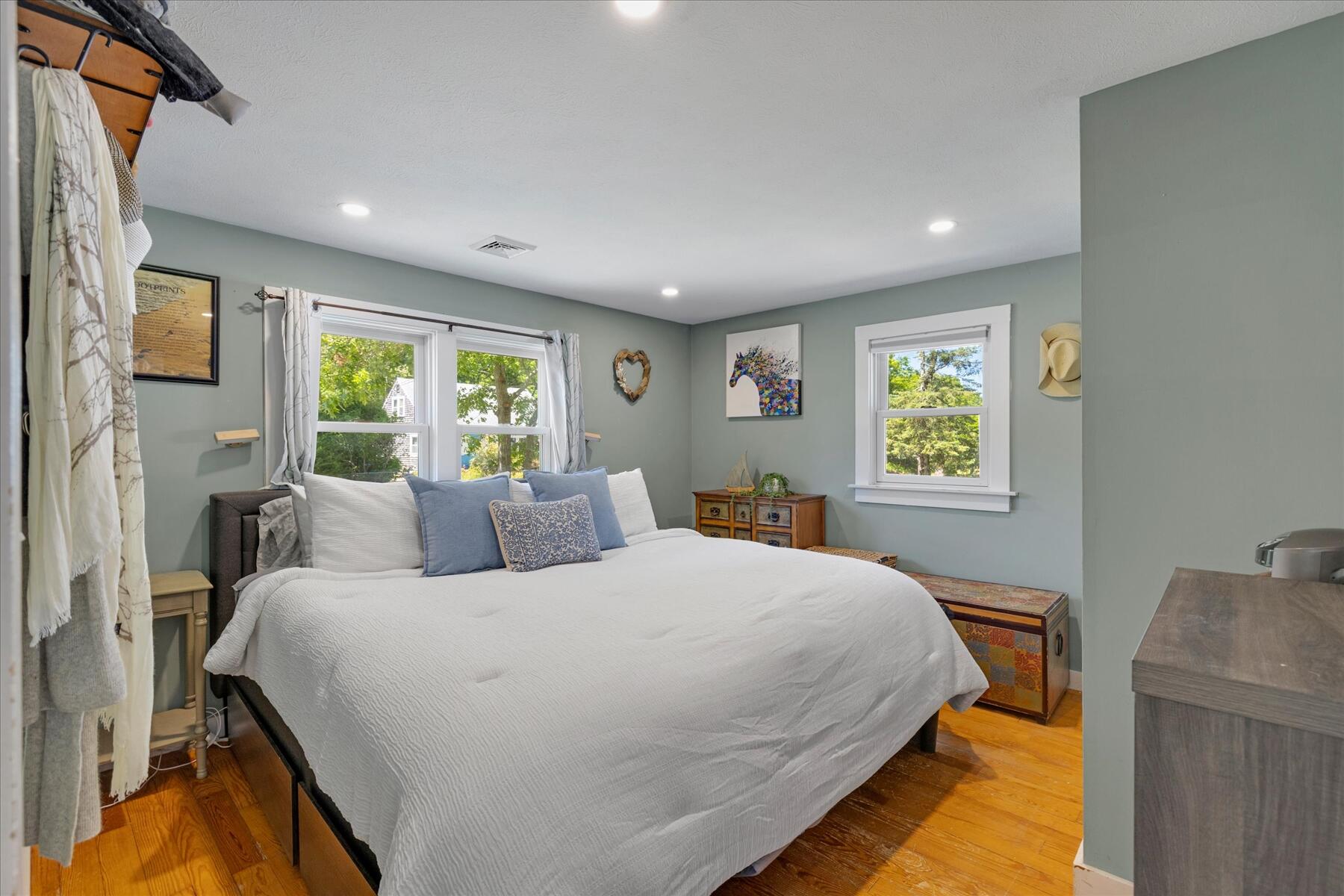 64 Handy Road Pocasset, MA 02559 - Photo 11 of 32 10-MG_3759-r