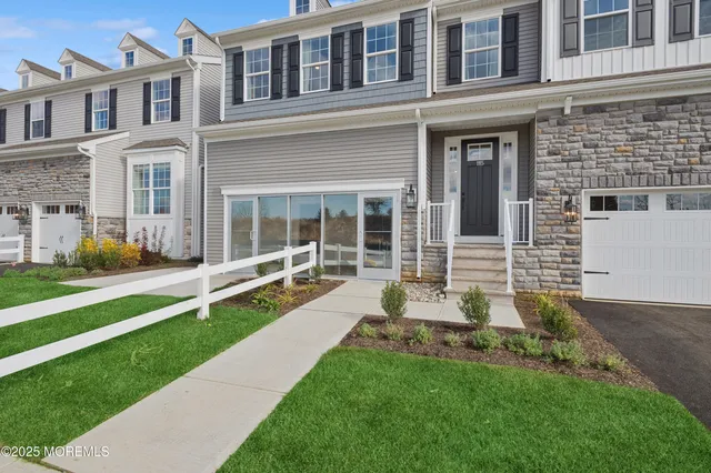 $786,990 | 316 Highway 33, Unit HAVERFORD, Manalapan, NJ 07726