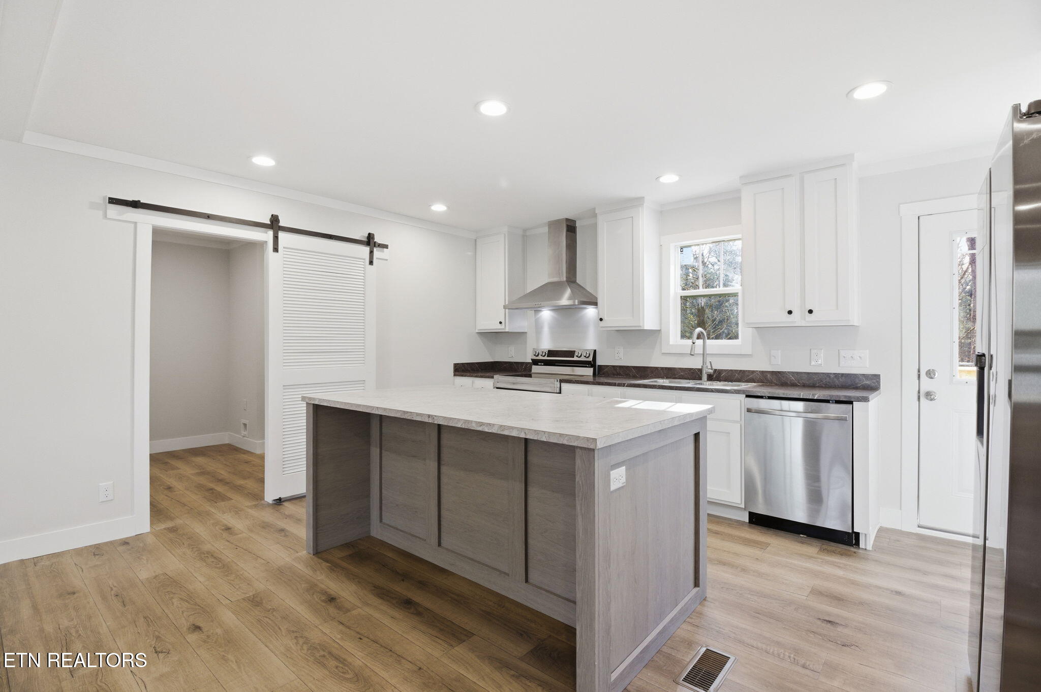 7314 Beechleaf Road Knoxville, TN 37924 - Photo 6 of 36 13-web-or-mls-DZ3A3805