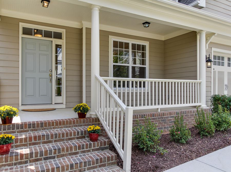 Spacious Front Porch To Welcome Your Friends And Family. Front Porch