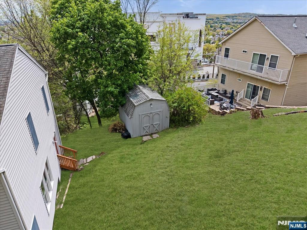 17 Albanese Road Haledon, NJ 07508 - Photo 23 of 28