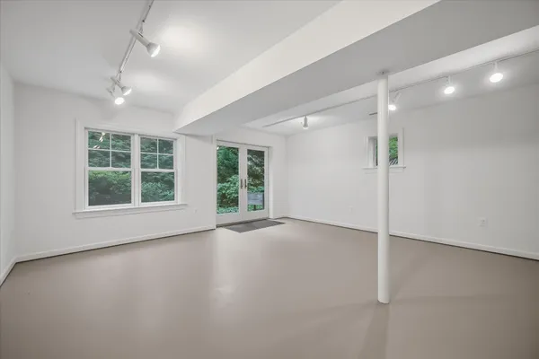 $1,175,000 | 26 Wellesley Circle, Glen Echo, MD 20812