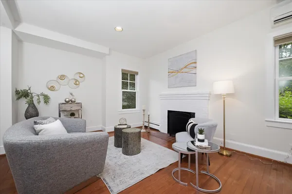 $1,175,000 | 26 Wellesley Circle, Glen Echo, MD 20812