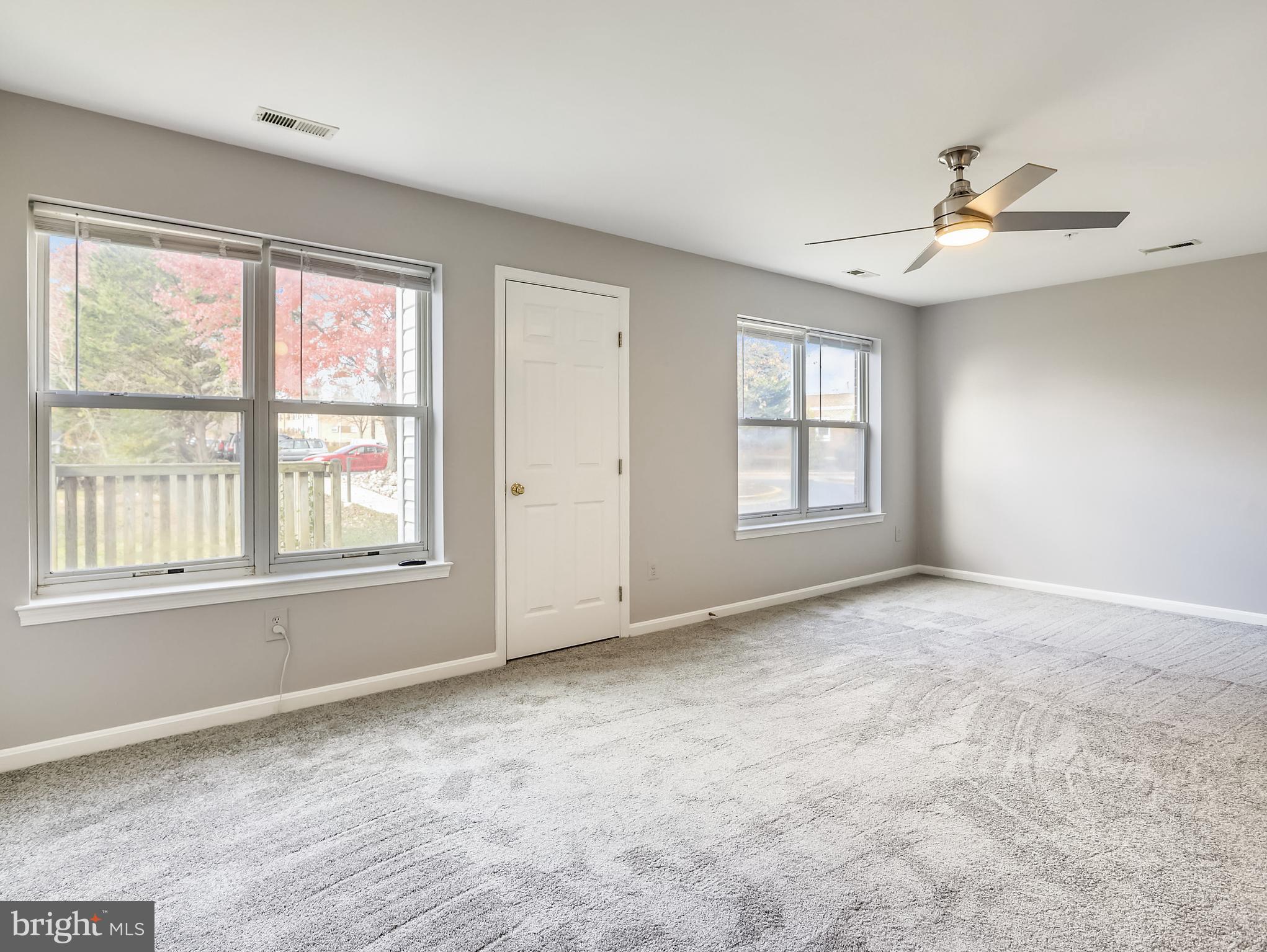 936 Bay Ridge Avenue, Unit 106 Annapolis, MD 21403 - Photo 20 of 28 Owner's bedroom