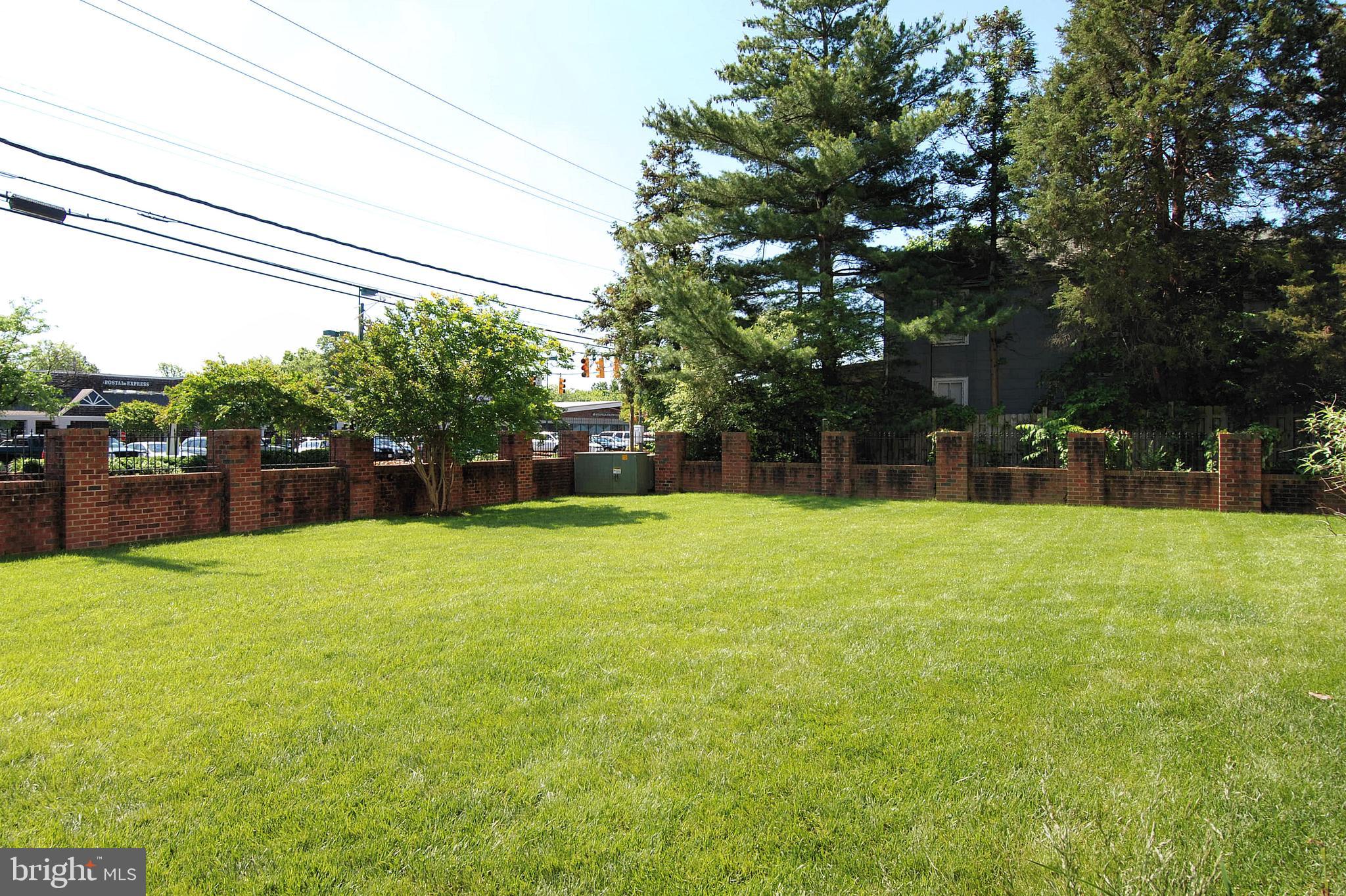 936 Bay Ridge Avenue, Unit 106 Annapolis, MD 21403 - Photo 26 of 28 Open spaces