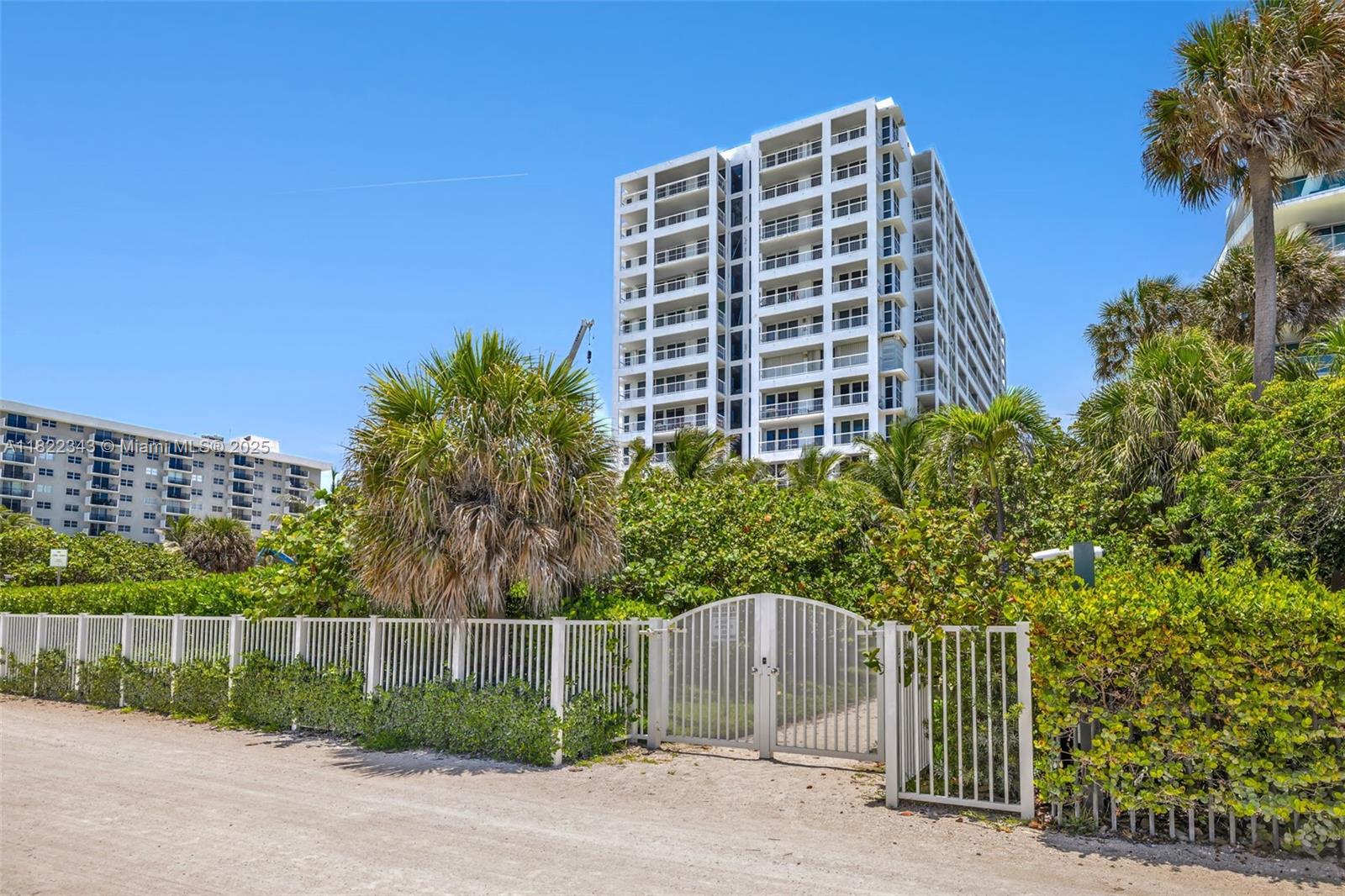 9341 Collins Avenue, Unit 705 Surfside, FL 33154 - Photo 5 of 26