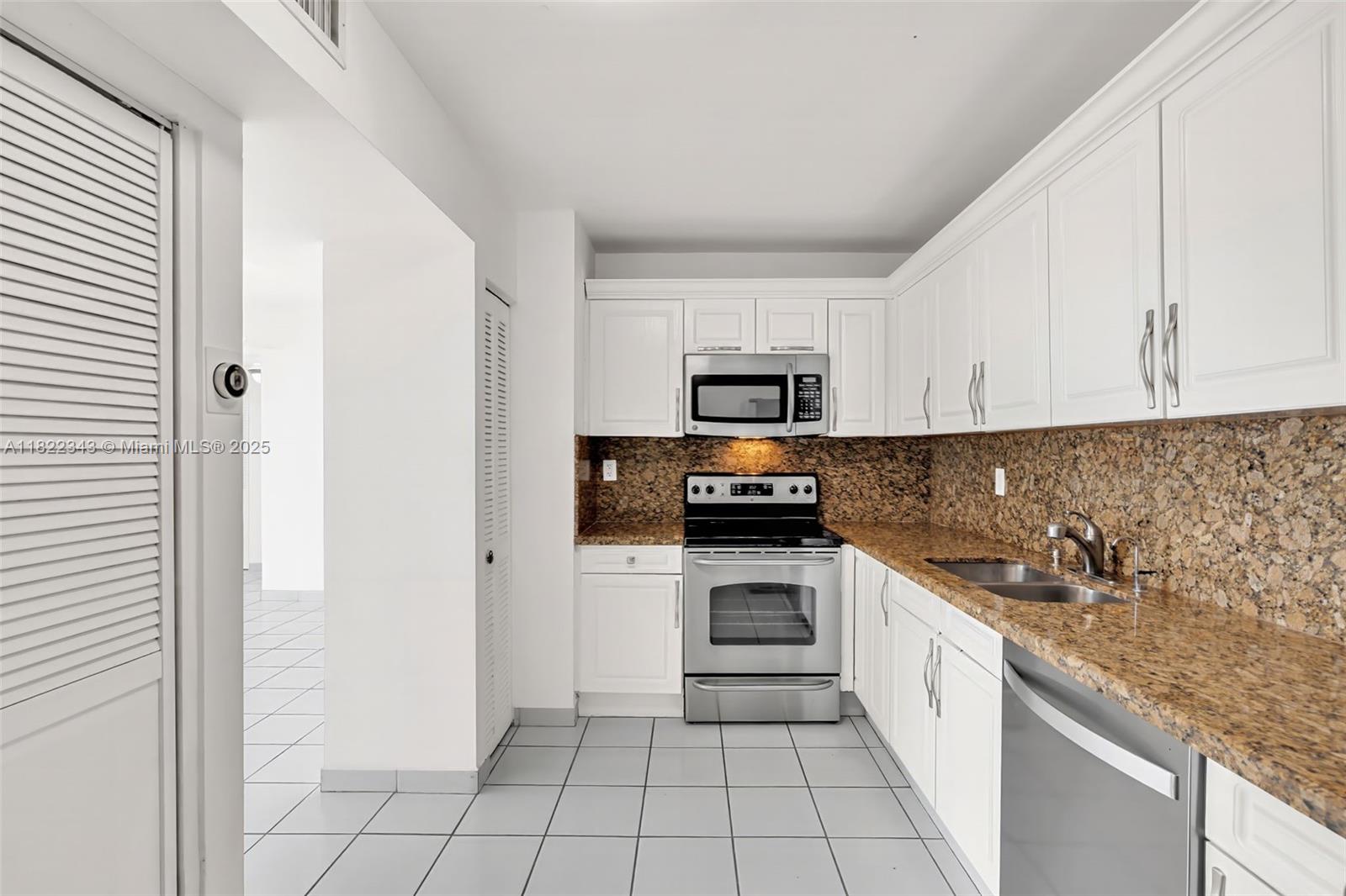 9341 Collins Avenue, Unit 705 Surfside, FL 33154 - Photo 8 of 26