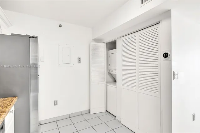 $788,000 | 9341 Collins Avenue, Unit 705, Surfside, FL 33154