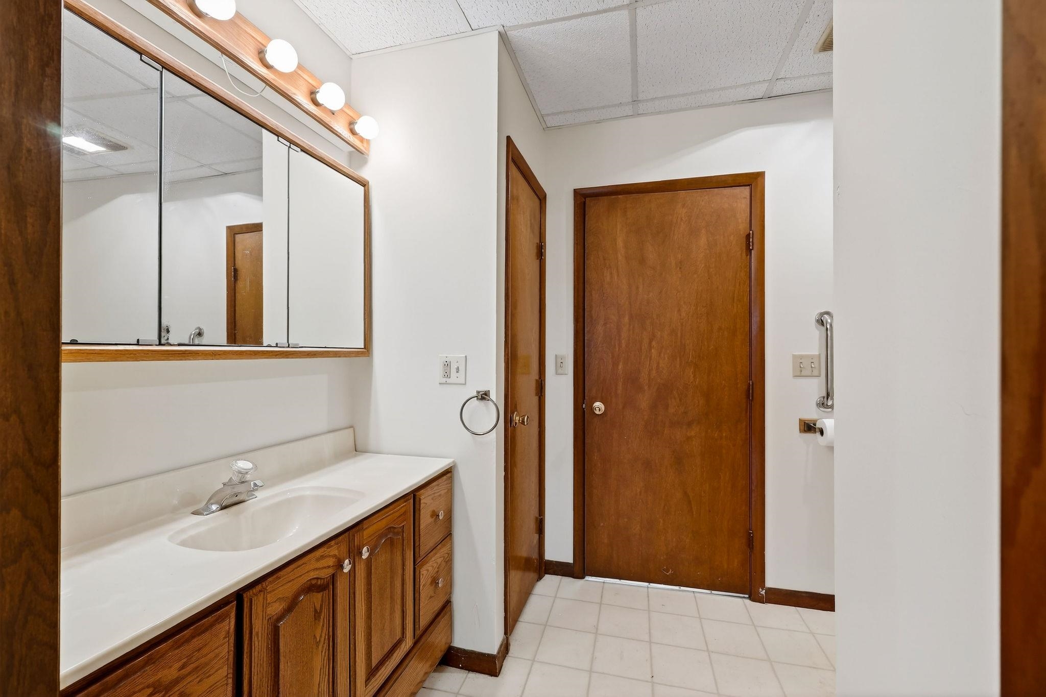 7313 Schaller Road Verona, WI 53593 - Photo 9 of 54