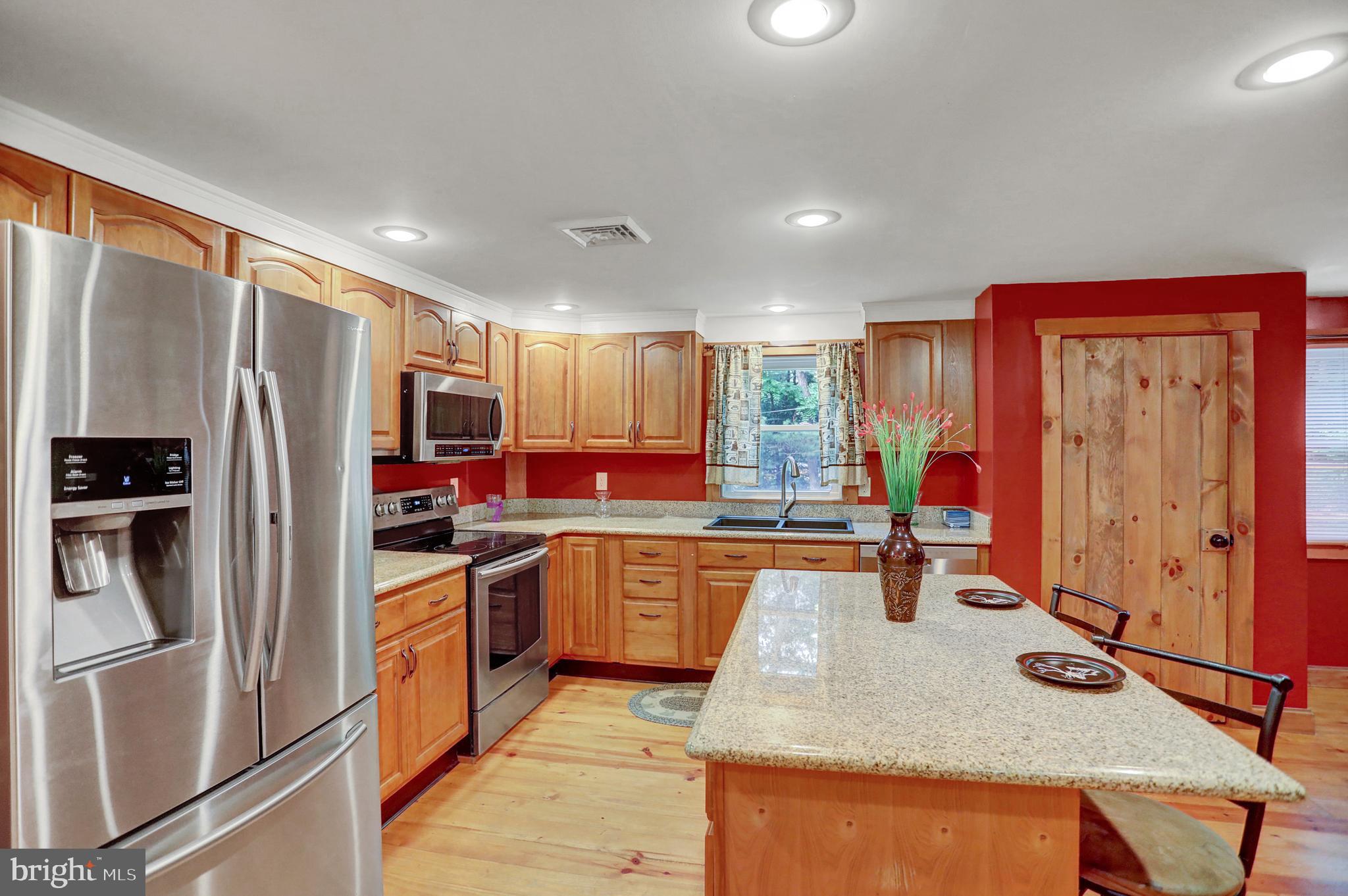 2407 Laurel Run Road Landisburg, PA 17040 - Photo 4 of 36 quartz counter tops