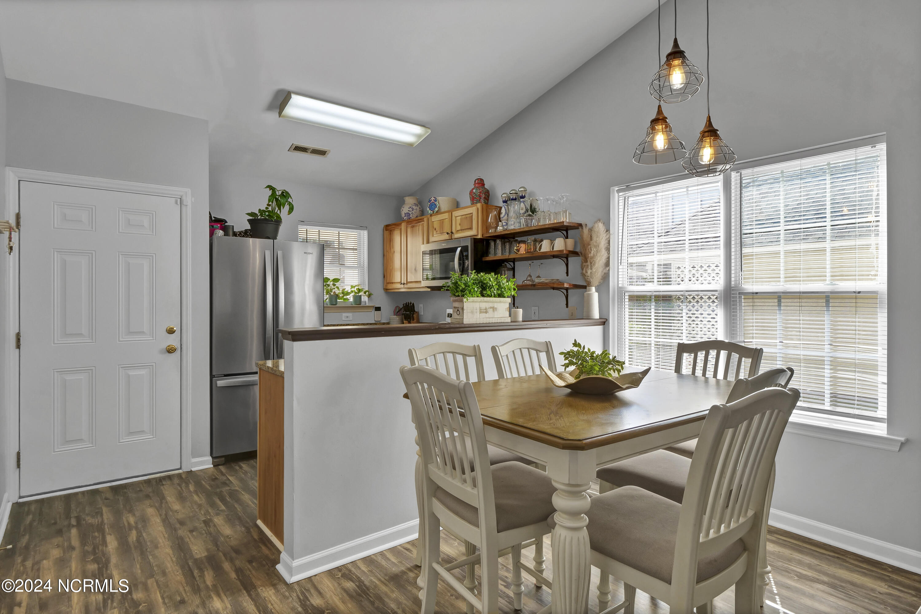 333 St Rosea Road Wilmington, NC 28405 - Photo 8 of 27 008_p5077625