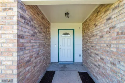 $219,900 | 726 Iberville Street, Laplace, LA 70068