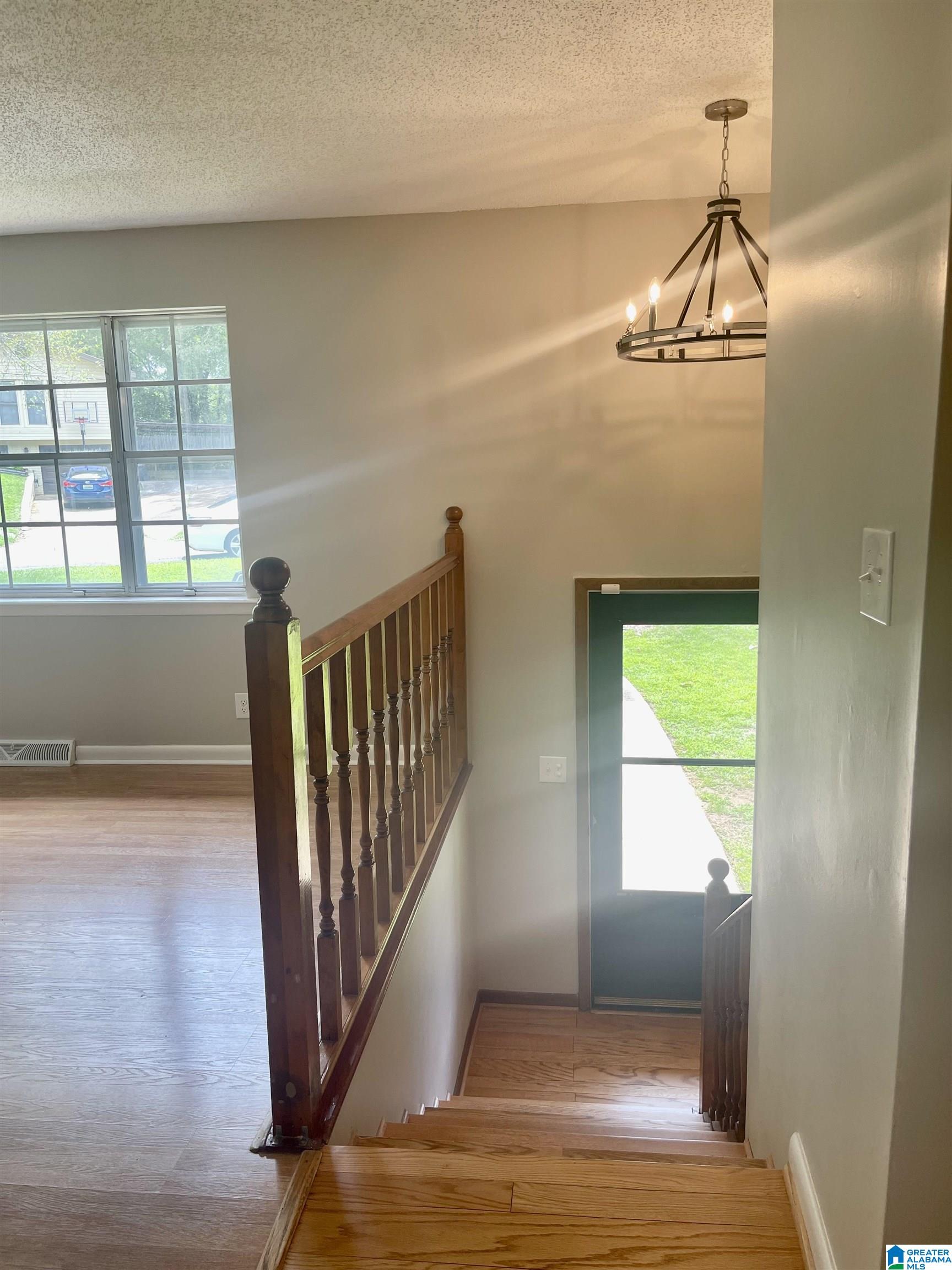 305 Forest Lane Adamsville, AL 35005 - Photo 6 of 29