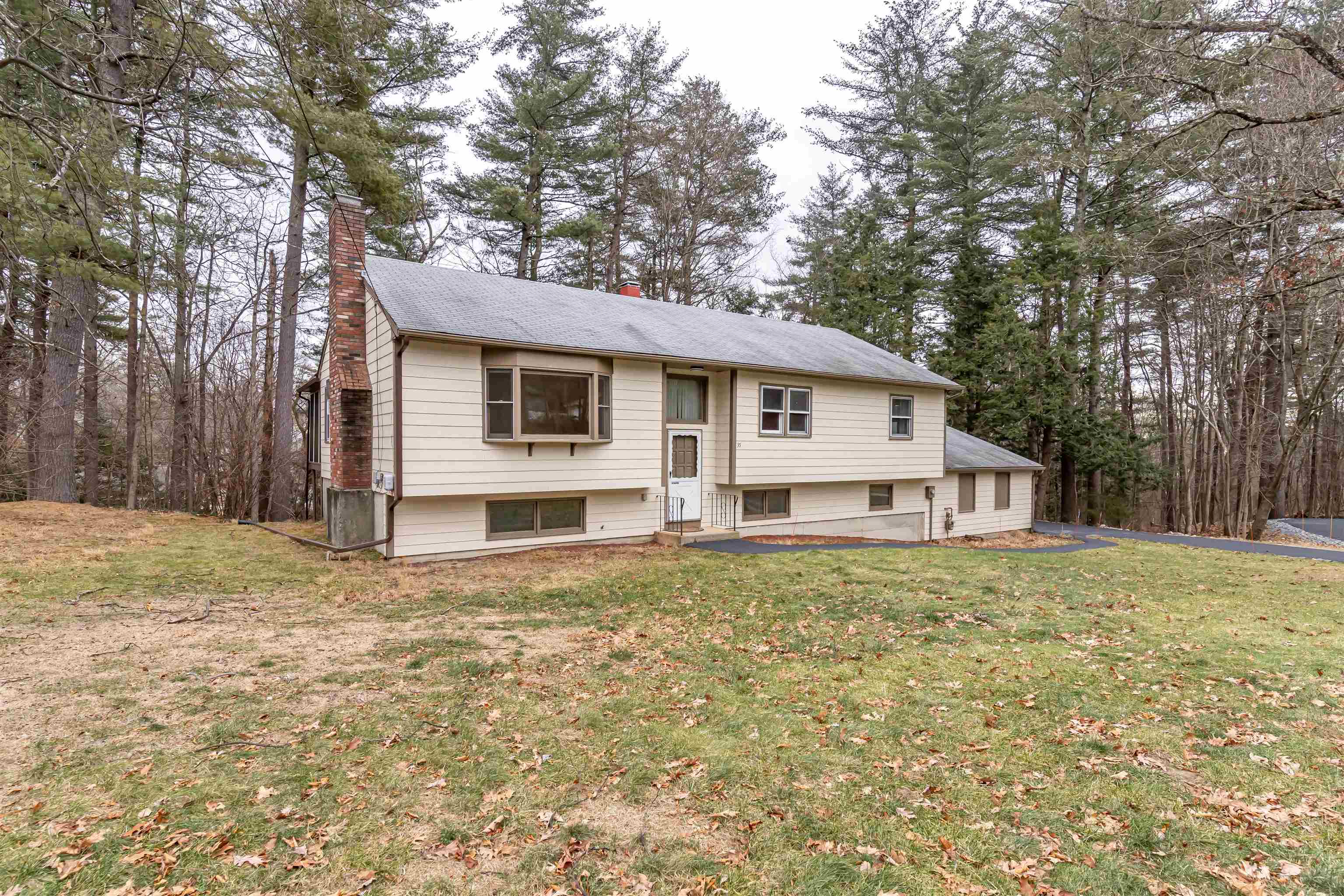 35 Pemberton Road Nashua, NH 03063 - Photo 42 of 43 Gallery Image 42