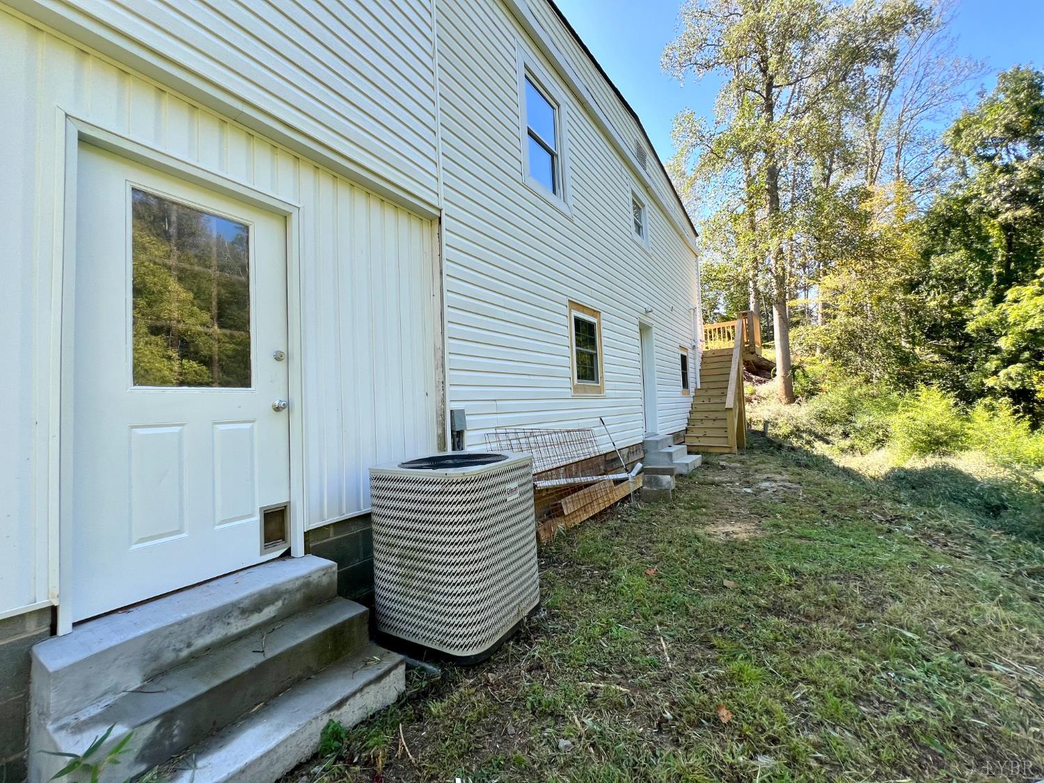 207 V.E.S. Road Lynchburg, VA 24503 - Photo 23 of 34 Gallery Image 23
