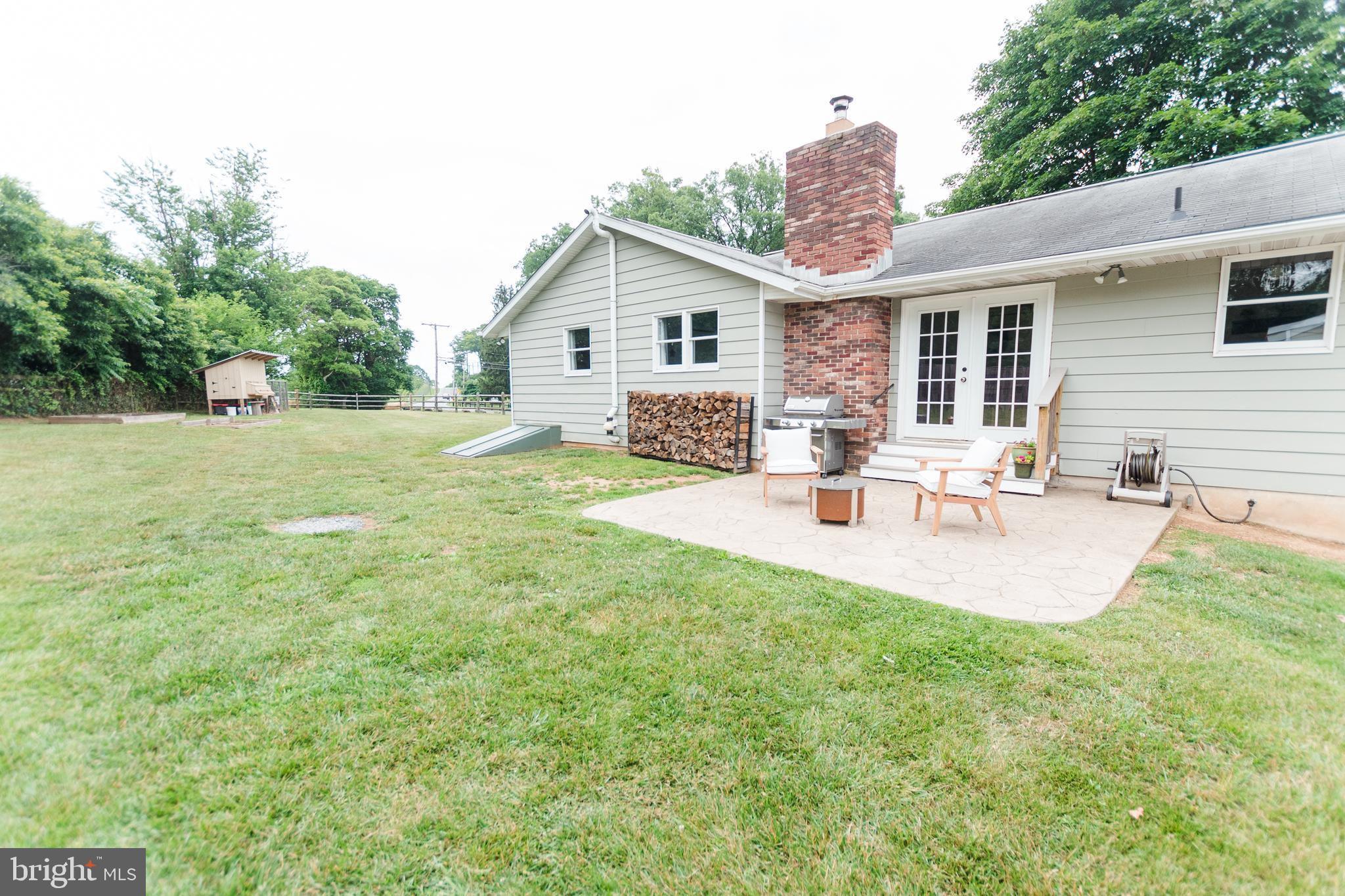 612 Hook Road Westminster, MD 21157 - Photo 3 of 55 Gallery Image 3