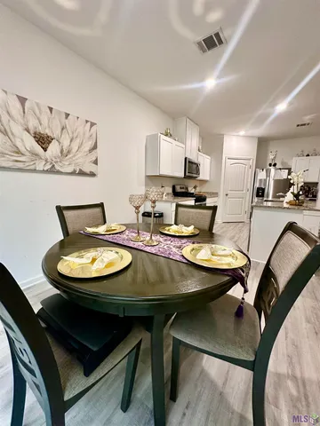 $319,900 | 5415 Heron Nest Drive, Baton Rouge, LA 70816