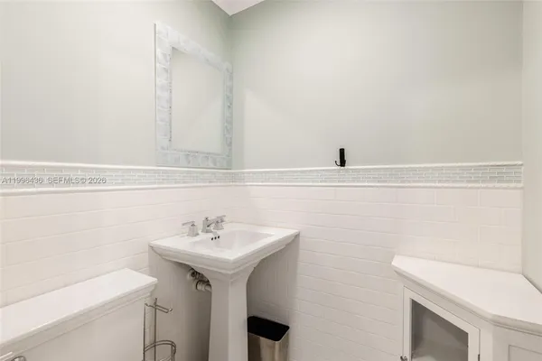 $4,500 | 4235 Lennox Drive, Unit FRONT, Coconut Grove, FL 33133