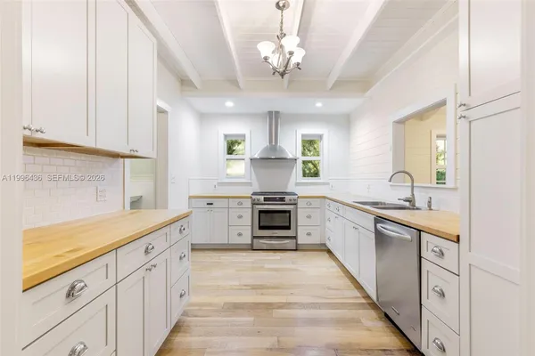 $4,500 | 4235 Lennox Drive, Unit FRONT, Coconut Grove, FL 33133