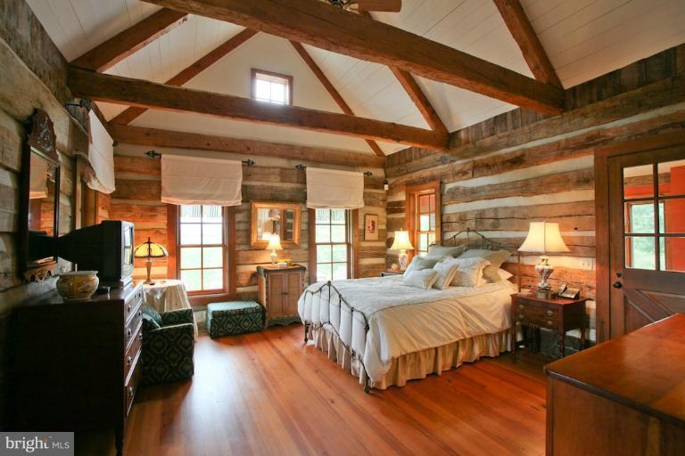 6131 Keyser Road Hume, VA 22639 - Photo 15 of 30 Bath (Master)