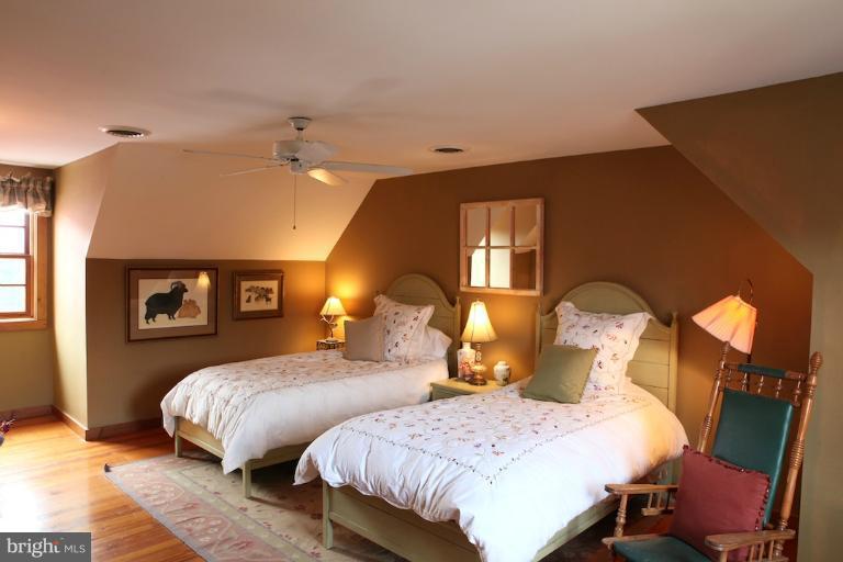 6131 Keyser Road Hume, VA 22639 - Photo 21 of 30 Bedroom