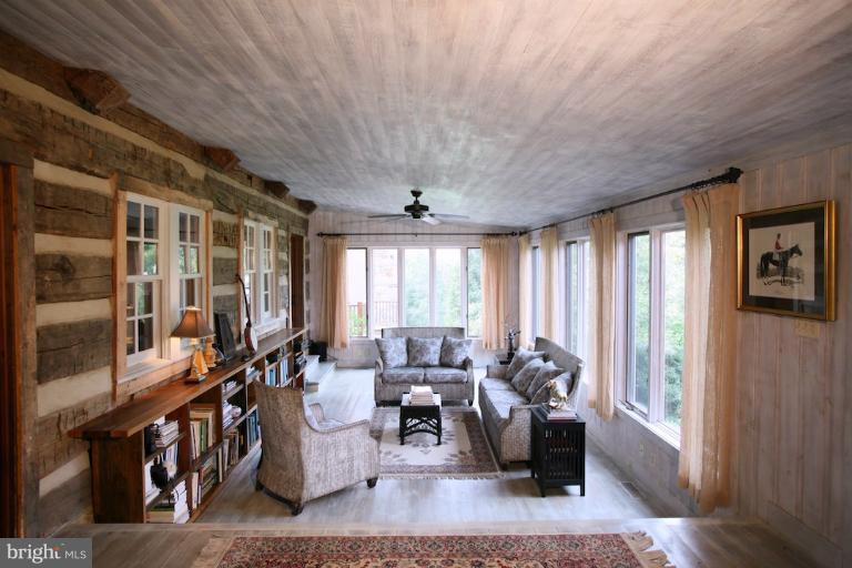 6131 Keyser Road Hume, VA 22639 - Photo 9 of 30 Interior (General)