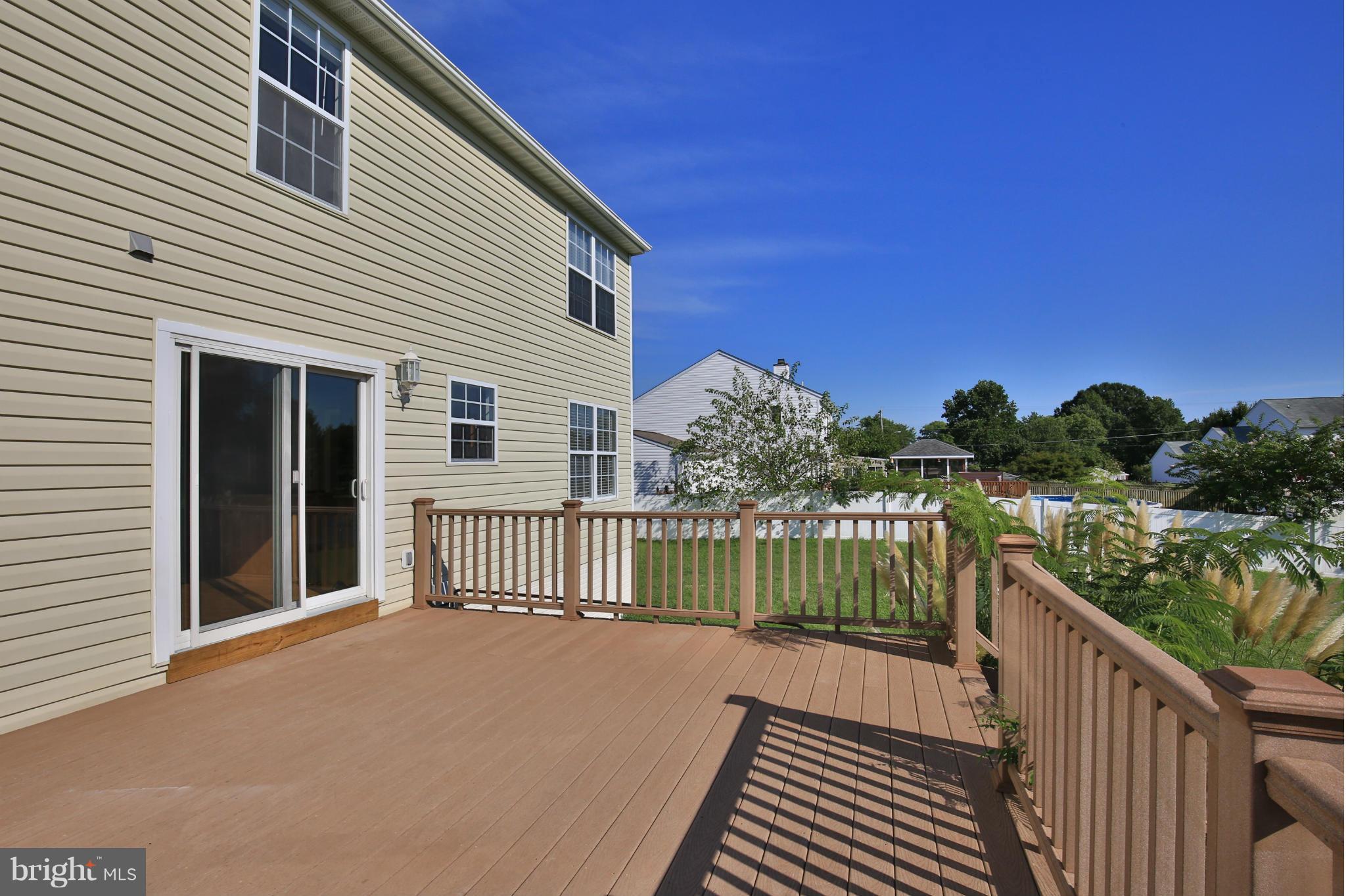 3926 Calawasse Road Edgewater, MD 21037 - Photo 7 of 30 Wonderful, Large Wood Deck