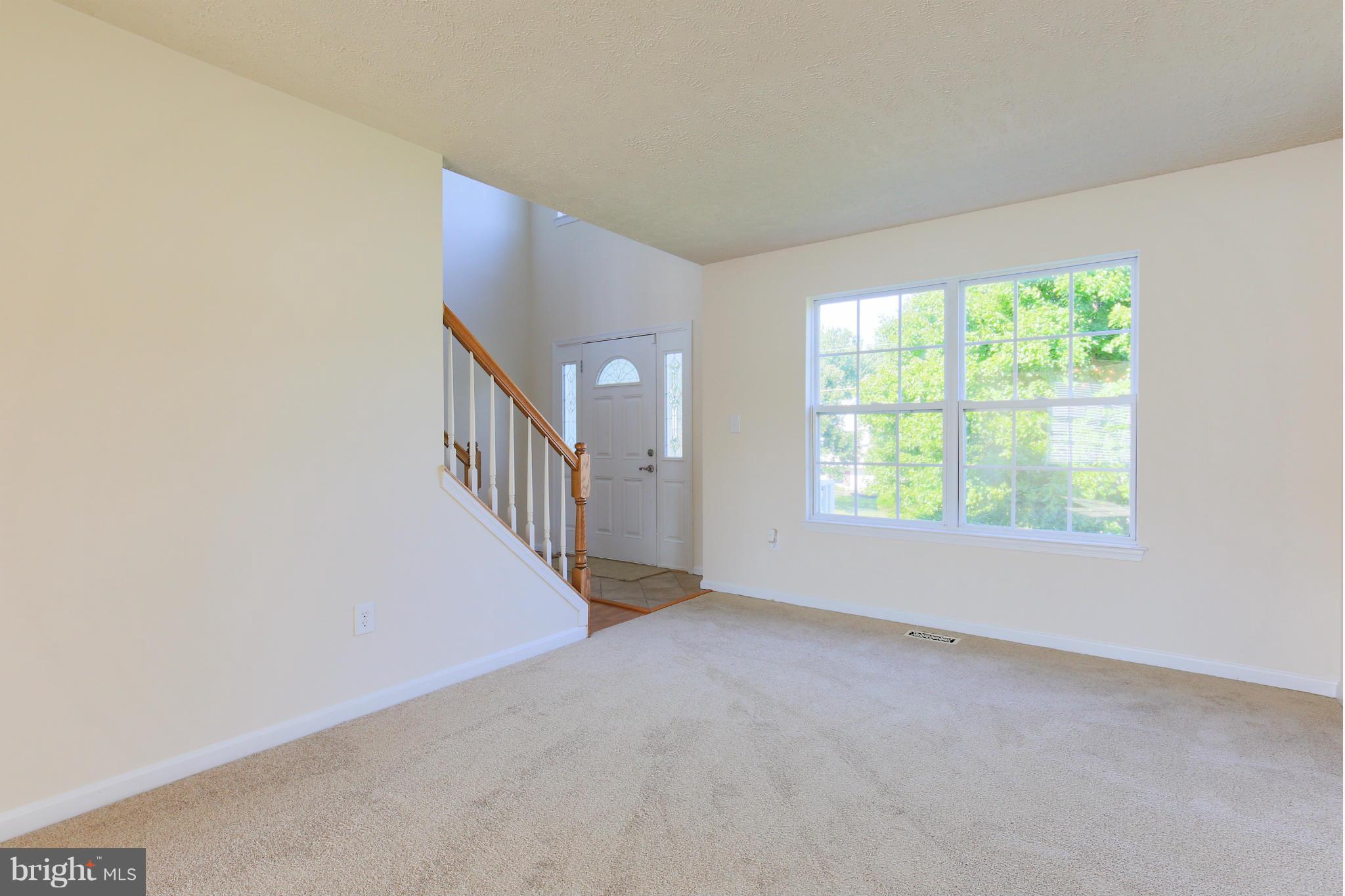 3926 Calawasse Road Edgewater, MD 21037 - Photo 10 of 30 Formal Living Room