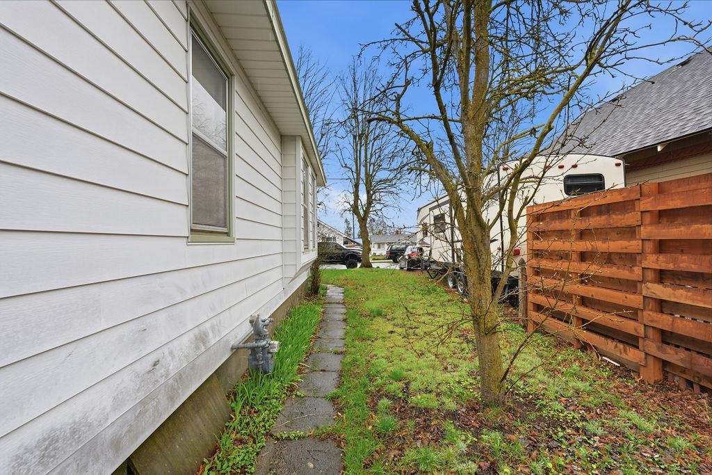 313 East Gordon Avenue Spokane, WA 99207 - Photo 32 of 38