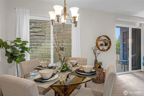 $350,000 | 14010 Juanita Drive Northeast, Unit SB4, Kirkland, WA 98034