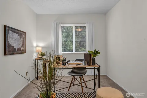 $350,000 | 14010 Juanita Drive Northeast, Unit SB4, Kirkland, WA 98034