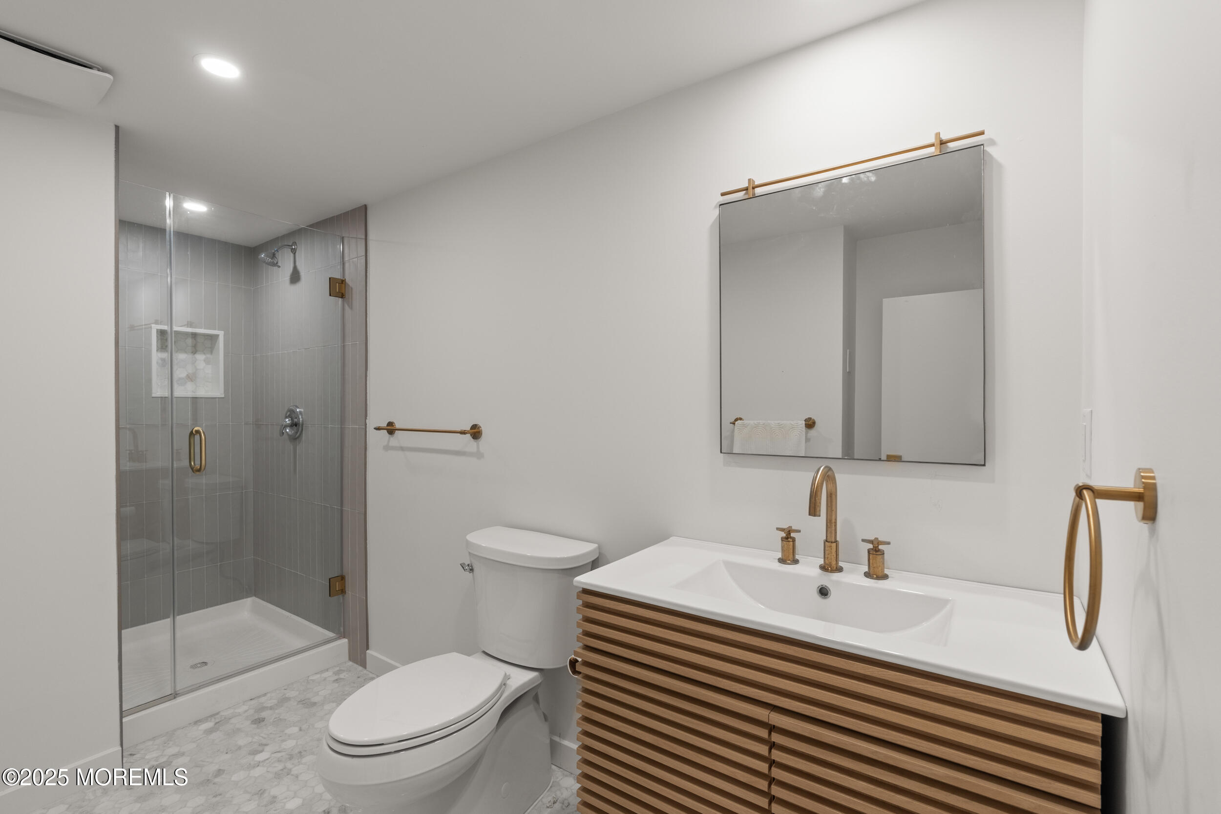 704 Deal Road Asbury Park, NJ 07712 - Photo 26 of 50 066