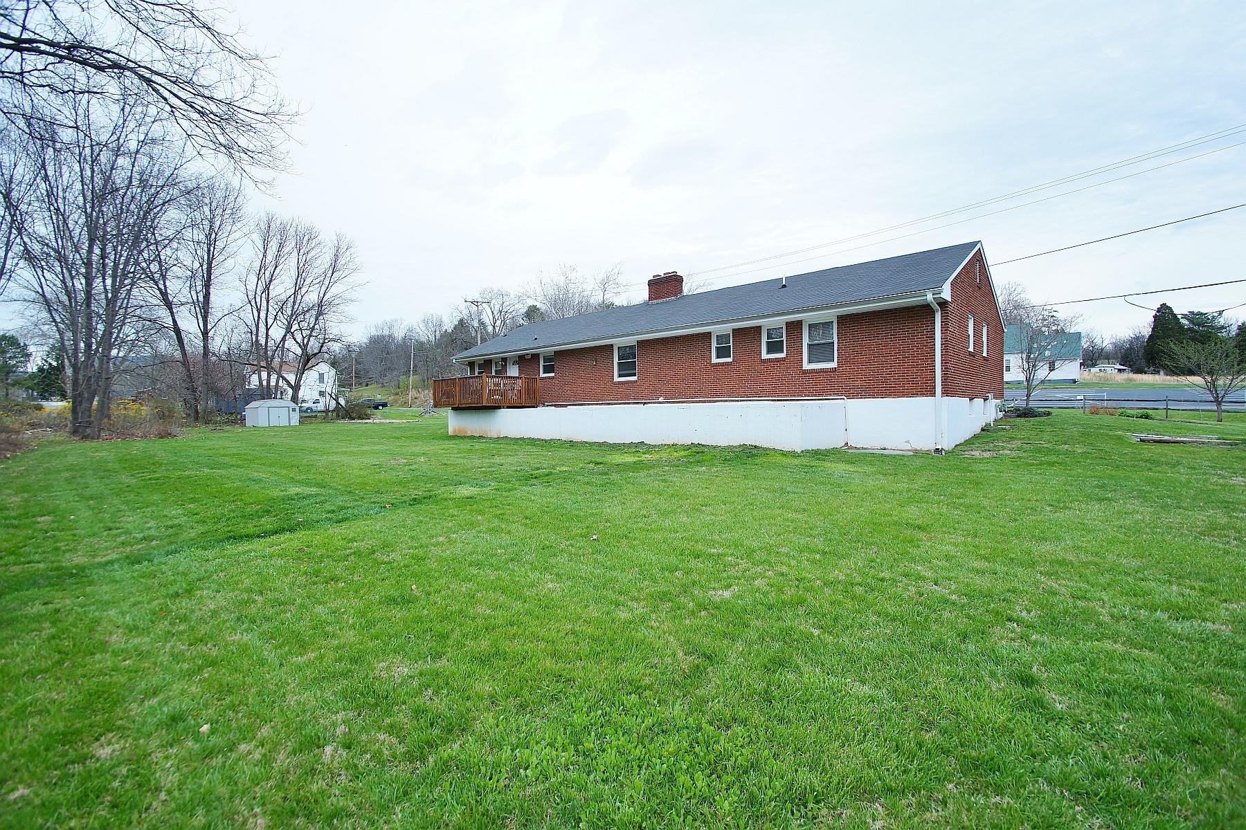 2716 Green Ridge Road Roanoke, VA 24019 - Photo 8 of 48 dsc07478