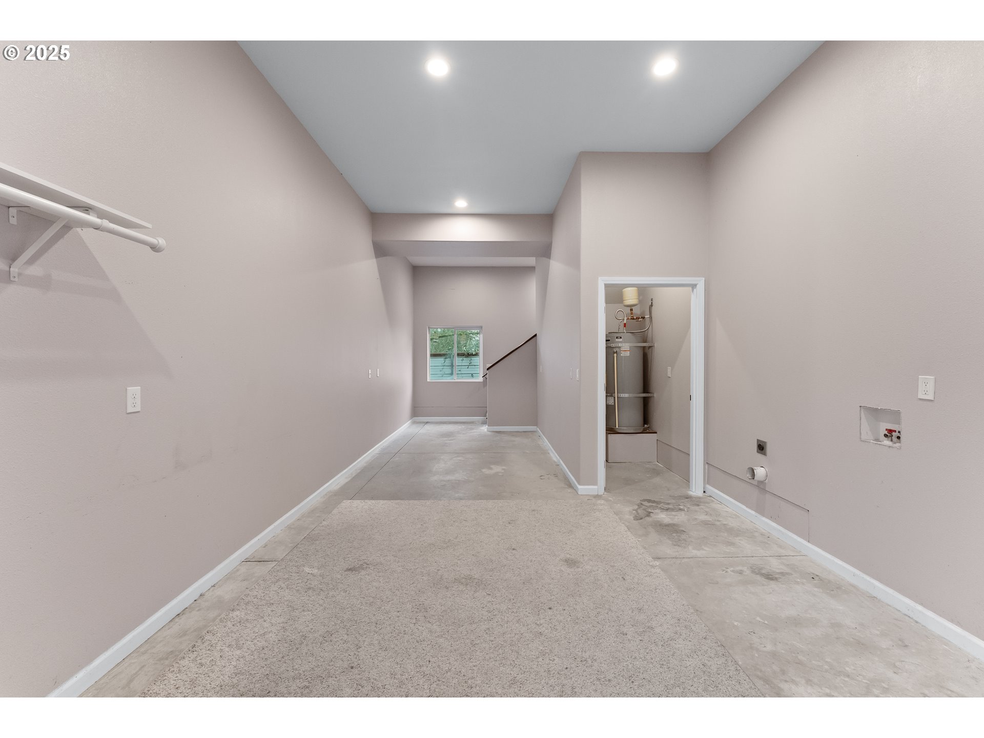 1770 North Myrtle Road Myrtle Creek, OR 97457 - Photo 32 of 48 Garage