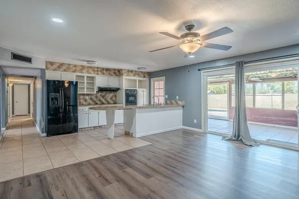 $3,500 | 3236 South Kenwood Lane, Tempe, AZ 85282