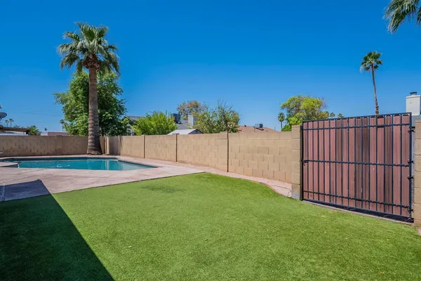 $3,500 | 3236 South Kenwood Lane, Tempe, AZ 85282