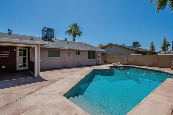 $3,500 | 3236 South Kenwood Lane, Tempe, AZ 85282