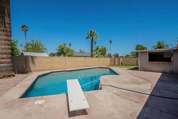 $3,500 | 3236 South Kenwood Lane, Tempe, AZ 85282