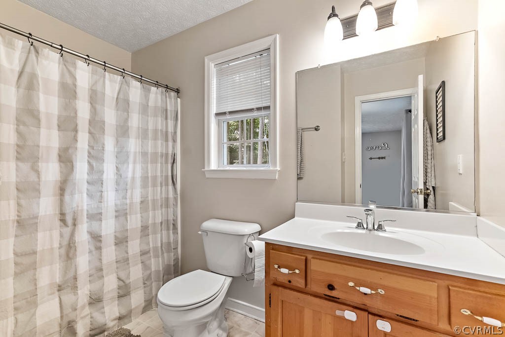 9207 Hunters Trail Road Petersburg, VA 23803 - Photo 7 of 23 Updated primary bathroom