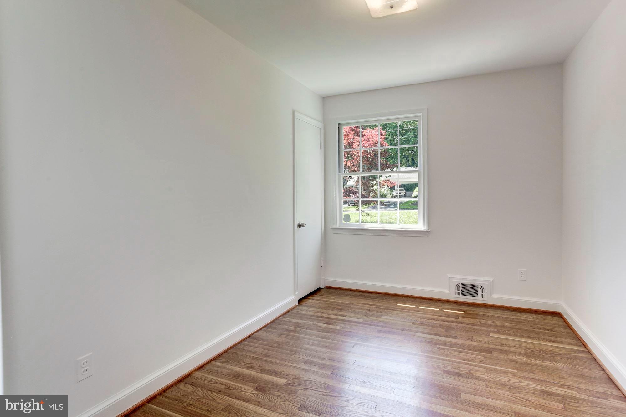 5509 Atlee Place Springfield, VA 22151 - Photo 12 of 34 Gallery Image 12