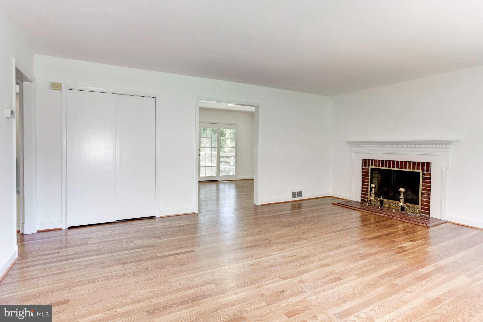 5509 Atlee Place Springfield, VA 22151 - Photo 7 of 34 Gallery Image 7