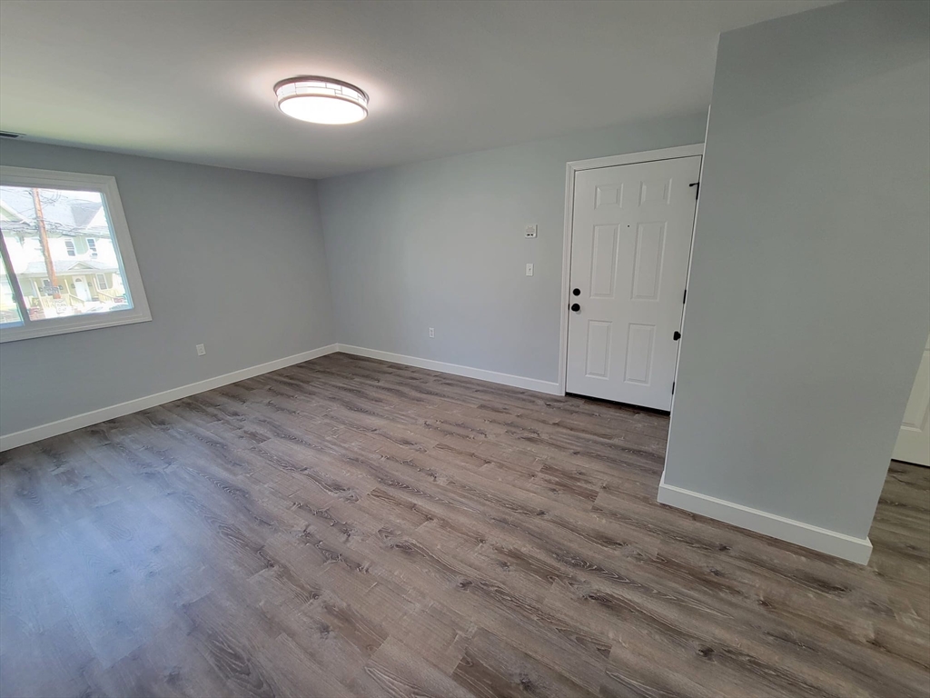 5 Lenox Street, Unit 4 Lowell, MA 01852 - Photo 20 of 34