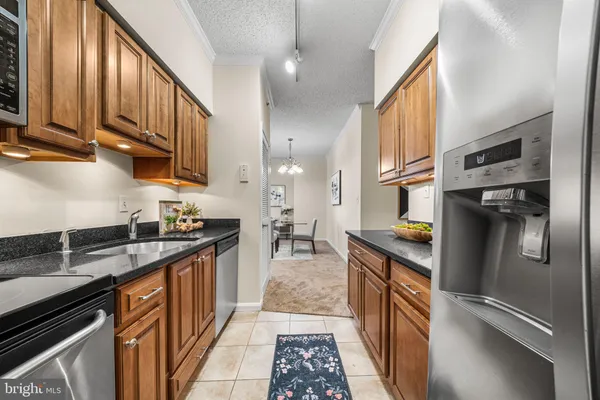 a view of a livingroom and dining room