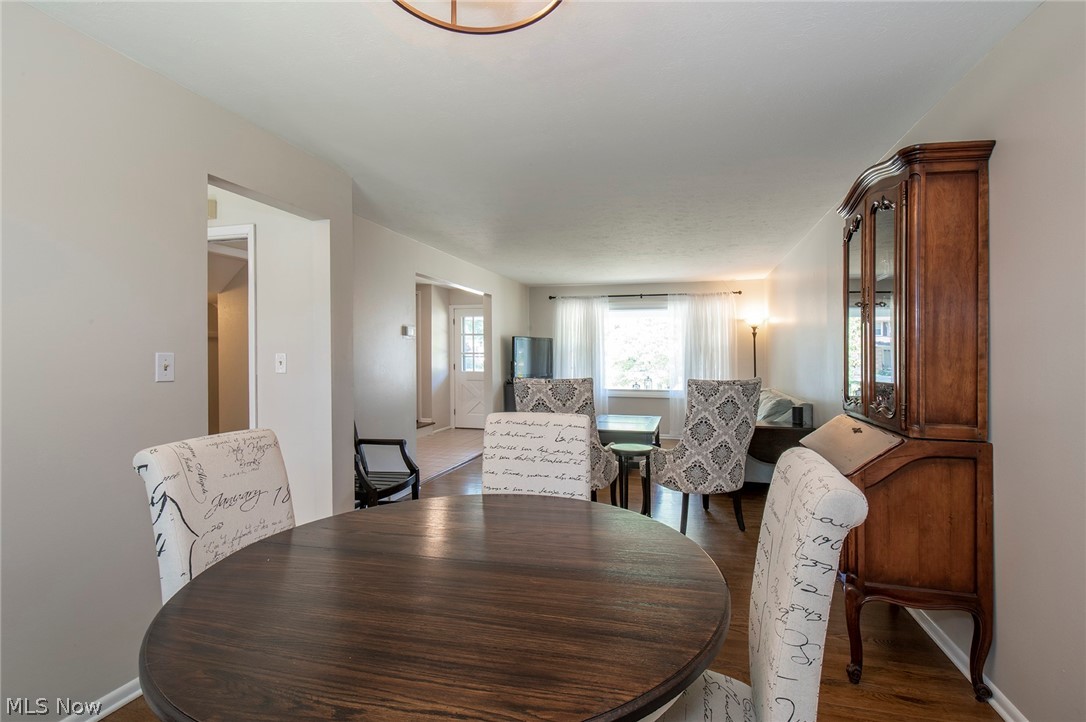 28005 Knickerbocker Road Bay Village, OH 44140 - Photo 10 of 25 Gallery Image 10