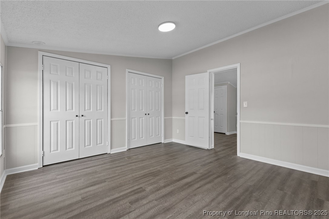 5888 Butler Nursery Road Fayetteville, NC 28306 - Photo 12 of 42 a view of a livingroom with wooden floor